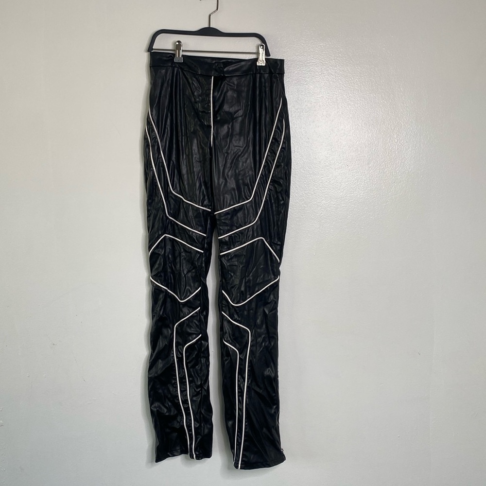 Cute Black Leather Pants